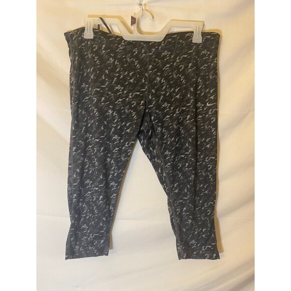 Nike Dri Fit Womens Plus SIze 2X Cropped Capri Workout Leggings Exercise Gray - Picture 1 of 3